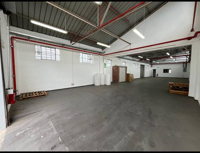 228M² WAREHOUSE TO LET IN MAITLAND